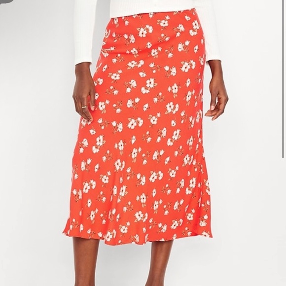 Old Navy Red Floral A-Line Skirt - Picture 1 of 3